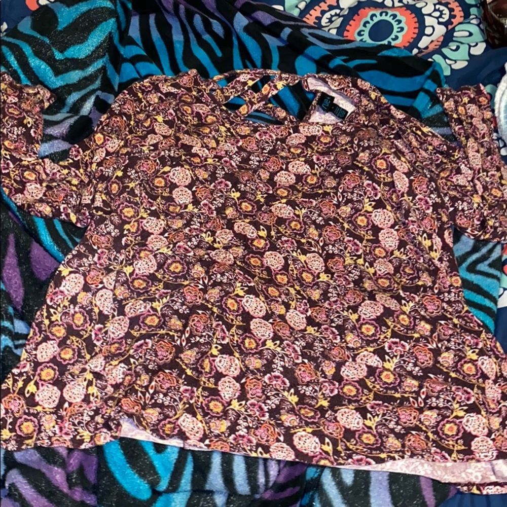 Rue 21 shirt